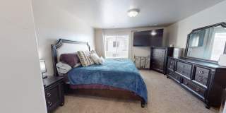 Spacious Townhome - 4 Bedrooms/3 Baths in South Jordan Gallery 14
