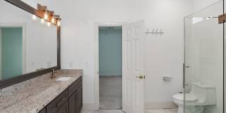 Luxury living in 5BR/5BA with Finished basement in Alpharetta Gallery 31