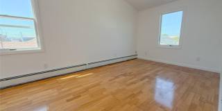 23 Garden City Avenue Gallery 12