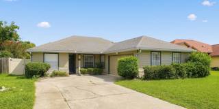 Spacious 4BR House in Orange Park Gallery 1