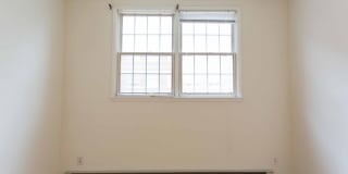 727 SPRUCE Street Gallery 13