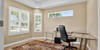 108 GOLFVIEW COURT Gallery 6