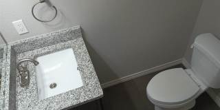 2004 Pecan Street Gallery 2