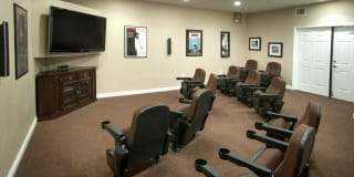Deerwood Gallery 21
