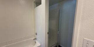 COSTA MESA 2 BEDROOM, 2 BATHROOM CONDO $3,475 (BRISTOL & BAKER) Gallery 32