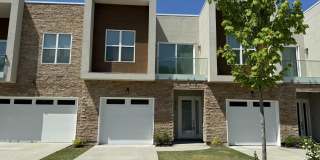 4016 Southpoint Lndg Way 4016 Southpoint Lndg Way Gallery 1