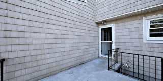 33 Summit Avenue Gallery 15