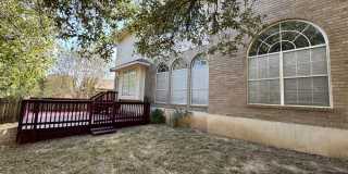 Bright home with big windows & open floorplan available in Circle C Ranch! Gallery 40