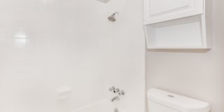 Townhouse West Gallery 21