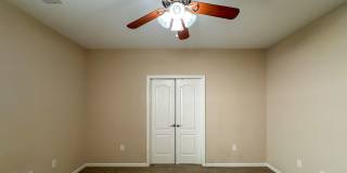 Charming 3 Bed 2 Bath Condo in Fayetteville Gallery 7