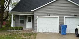 546 W Elm St Gallery 1