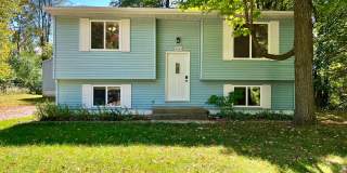Updated and spacious! Ready for move in! Gallery 1