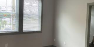 HUGE newly built 4 bed / 4.5 bath townhouse! Gallery 21