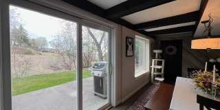 1228 St Andrew St Gallery 27