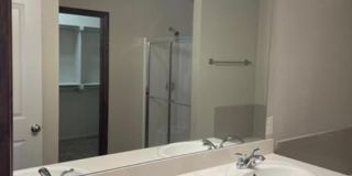 2525 North creek Lane Gallery 19