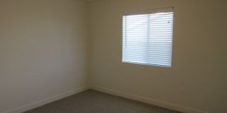 Move-In Discount!!!  3 Bed - 2 Bath Newer Construction Single Level Twin Home Gallery 8