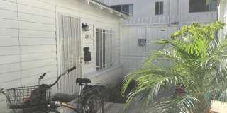 Charming Bluff Park Studio Bungalow – Just One Block from the Beach! Gallery 1