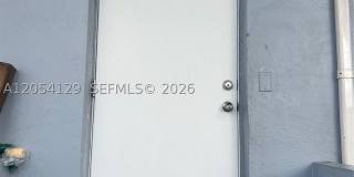 2560 WILMINGTON ST Gallery 2