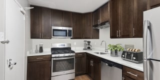 Crystal Plaza Apartments Gallery 31