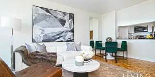 4705 Center Boulevard Gallery 1