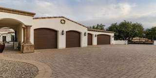 6770 E Bluebird Ln Gallery 24