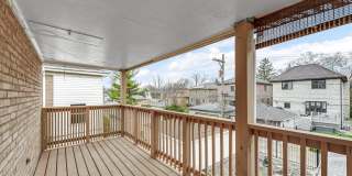 5740 N Lowell Avenue Gallery 18