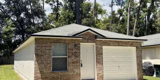8173 WOODS Avenue Gallery 1