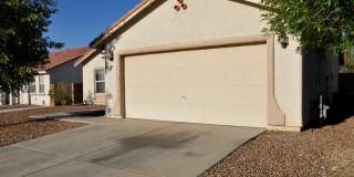 Single Story Three Bedroom Home in the Heart of Henderson Gallery 3