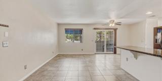 Upgraded 2 bedroom 2 bath upstairs condo Gallery 9