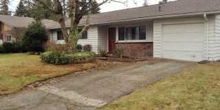 Beautiful 4 Bed 2 Bath Rambler Near Microsoft Gallery 1