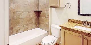 Welcoming & Brand-New 3-Bed Duplex Beauty in Lawton Gallery 13