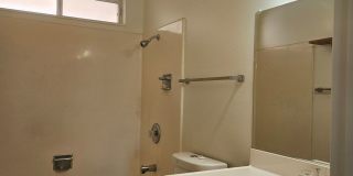 Sun City  House 2 Bedroom 2 Bath Gallery 7