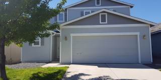 SPACIOUS 3 BED/2.5 BATH/2 CAR GAR/ A/C / 1580 SQ FT HOME IS MOVE IN READY Gallery 1