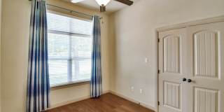 202 Captains Court Gallery 29