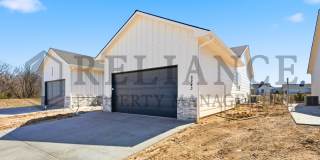 5243 North Pinecrest Court Gallery 2