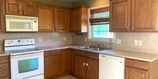CONTRACT PENDING!! Lovely single family, brick rancher home with 3 beds/2.5 baths!! Gallery 13