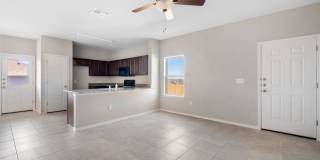 Recently Built 3 Bedroom, 2 Bath Duplex in Georgetown Gallery 21