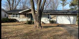 Very spacious 4 bedroom, 2 bath home in Kickapoo Schools! This will go fast! Gallery 1