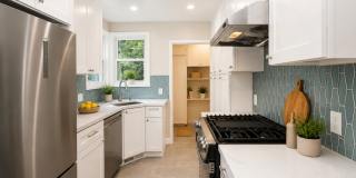 Charming Bungalow in the Montclair Hills Gallery 13