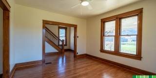 Southern Style Charming 3-Bedroom Farmhouse Gallery 1