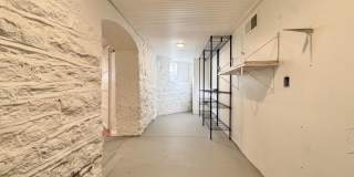 325 W 6th Street unit: 1 Gallery 18
