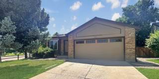 $0 DEPOSIT OPTION. DESIRABLE DAKOTA STATION SPLIT-LEVEL HOME WITH 3 BEDROOMS, 2 BATHS, AND SPACIOUS OUTDOOR LIVING Gallery 1