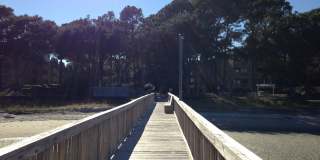 Furnished Two-Bedroom Coastal Condo | North End of Hilton Head Gallery 10