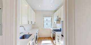 2500 Van Ness Gallery 3