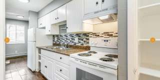 3615 South Knox Court - 102 Gallery 1