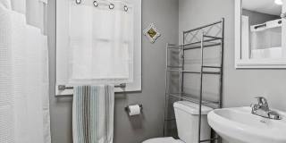 121 Hamilton Street Gallery 8