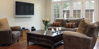 Chelten Terminal Gallery 1