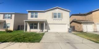 1133 Pinnacle, Merced Gallery 1