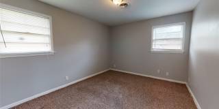 3252 CHELTENHAM Drive Gallery 17