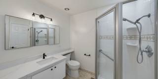 Charming 2-Bedroom Townhouse for Rent in Huntington Beach! Gallery 23